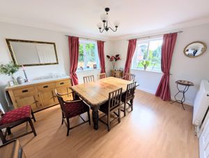 Photo 30- click for photo gallery